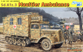 WW.II Sd.Kfz.3 Maultier Ambulance (Plastic model)