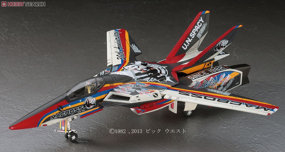 VF-1J Valkyrie `Macross 30th Anniversary Color` (Plastic model) Item picture1