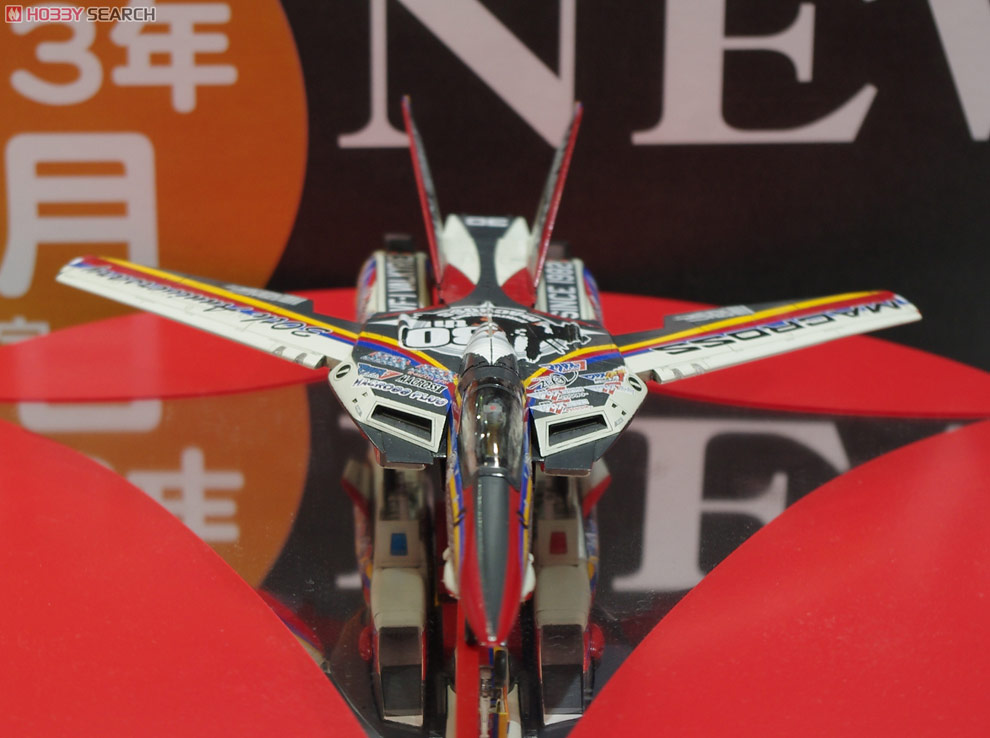 VF-1J Valkyrie `Macross 30th Anniversary Color` (Plastic model) Other picture9