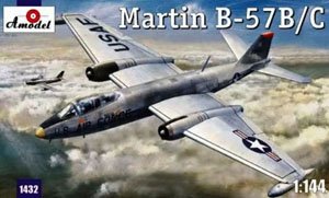 マーチン B-57B/C ジェット偵察機 (プラモデル)