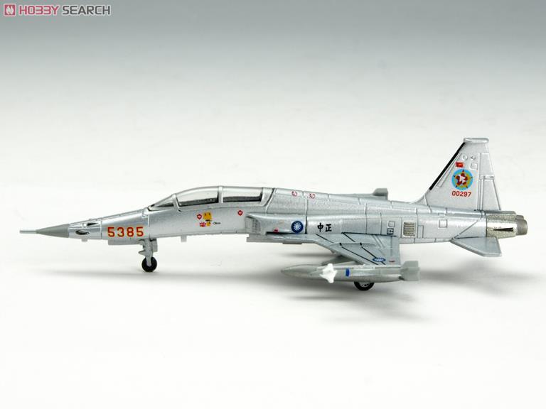 F-5F タイガーII 台湾空軍 志航基地 46TFS シルバー (完成品飛行機) 商品画像3