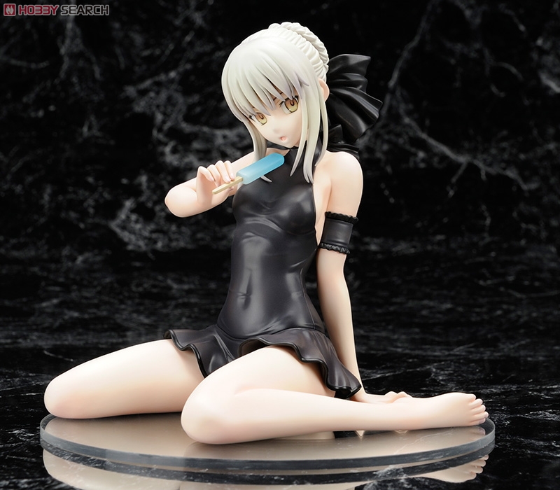 Saber Alter Swim Wear Ver. (PVC Figure) Item picture1