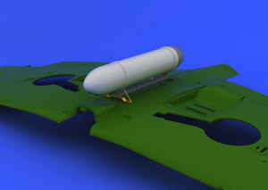 Spitfire drop tank (Plastic model)