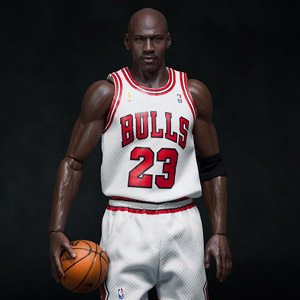 Real Masterpiece Collectible Figure/ NBA Classic Collection: Michael Jordan `I`m Legend #23` Home Uniform RM-1052 (Completed)