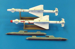 1/48 露空対空ミサイルR-23T 2発 (プラモデル)