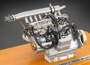メルセデス・ベンツ 300 SLR エンジン ケース付 (ミニカー)