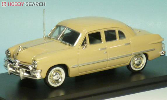 1950 フォード 4ドア セダン Sunland Beige (ミニカー) 商品画像1