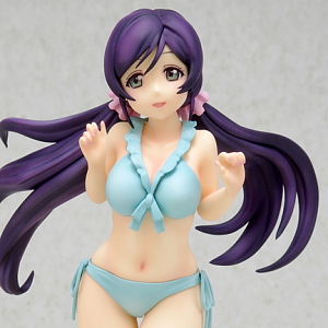 Tojo Nozomi Beach Queens Ver. (PVC Figure)