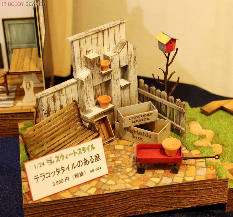 1/24 Garden B w/Terra Cotta Tile (Craft Kit) (Accessory) その他の画像5
