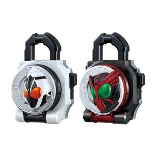 DX Fourze & OOO Lockseed Set (Henshin Dress-up)