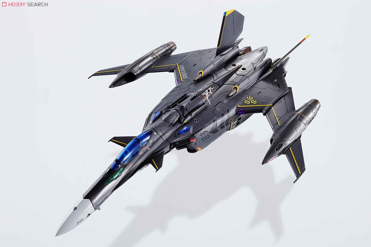 DX超合金 YF-29 デュランダルバルキリー(オズマ機) (完成品) 商品画像2