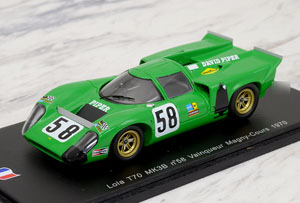 Lola T70 MK3B No.58 Vainqueur Magny-Cours 1970 (ミニカー)