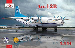 Antonov An-12B (Plastic model)