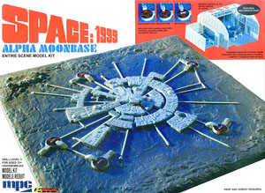 1/3200 Space1999 Moon Base alpha (Plastic model)