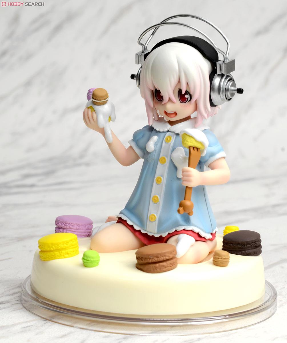 Super Sonico: Young Tomboy Ver. (PVC Figure) Item picture10