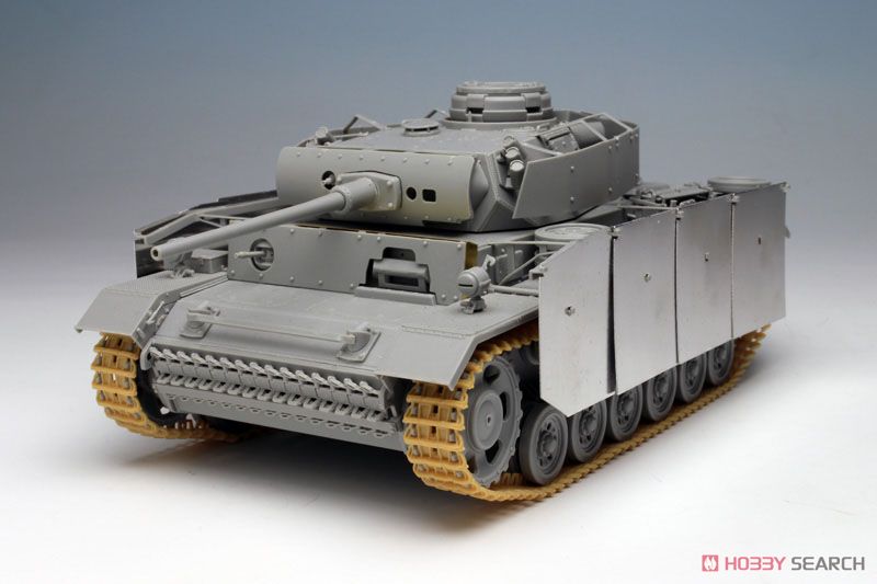 WW.II ドイツ軍 III号戦車M型 w/シュルツェン 1943年クルスク戦仕様 (プラモデル) 商品画像1