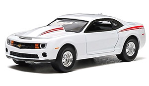 GreenLight 2012 Chevy COPO Camaro (with Authentic COPO hood/engine) - White with Red Stripe (ミニカー)