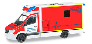 (HO) メルセデス・ベンツ スプリンター 救急車 RTW `Rescue service Hochsauerlandkreis` (鉄道模型)