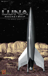 The LUNA Rocket Ship (w/Moon Base) (Plastic model)