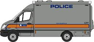 (OO) Mercedes Ambulance Explosives Ordnance Disposal Metropolitan Police (鉄道模型)