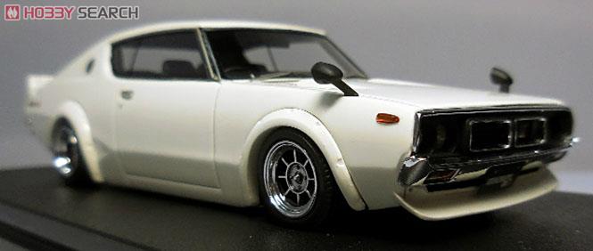 Nissan Skyline 2000 GT-R (KPGC110) White (ミニカー) 商品画像1