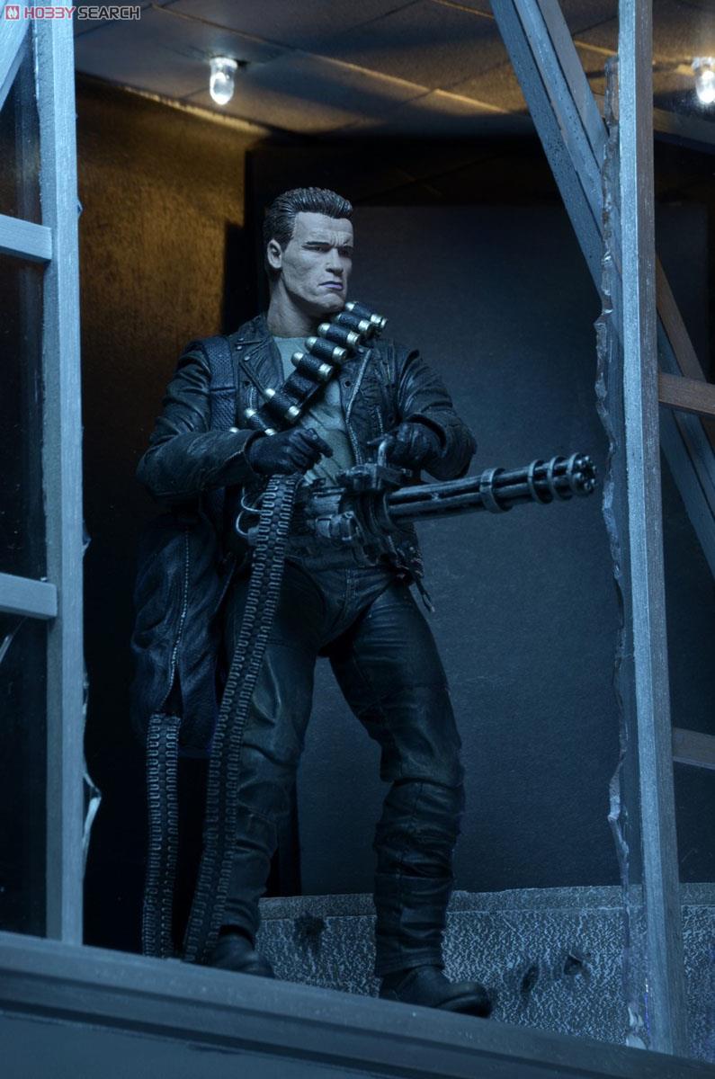 Terminator 2/ Ultimate T-800 7 inch Action Figure (Completed) Other picture4