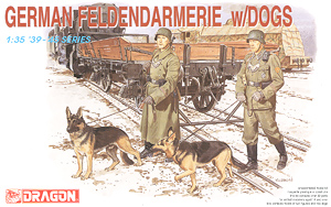 German Feldgendarmerie w/Military dog (Plastic model)