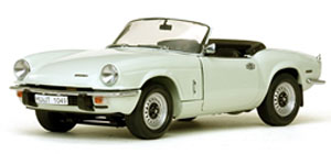 トライアンフ スピットファイア MK IV オープンコンバーチブル 1970 Glacier ホワイト (ミニカー)