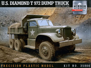 U.S. DIAMOND T 972 DUMP TRUCK (Plastic model)