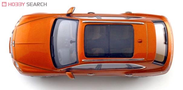 Bentley Bentayga - Bentayga Orange Flame (Orange Metallic) (ミニカー) 商品画像1