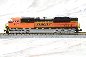 EMD SD70ACe BNSF Swoosh #9376 ★外国形モデル (鉄道模型)