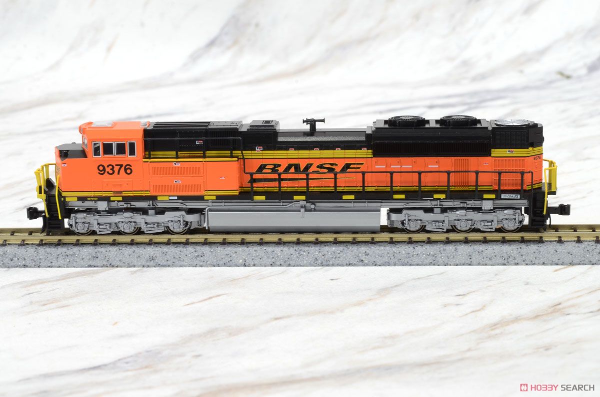 EMD SD70ACe BNSF Swoosh #9376 ★外国形モデル (鉄道模型) 商品画像1