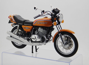 KAWASAKI 750SS MACH (プラモデル)