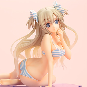 Liz (PVC Figure)