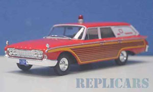 フォード 救急車 1964 レッド (ミニカー)