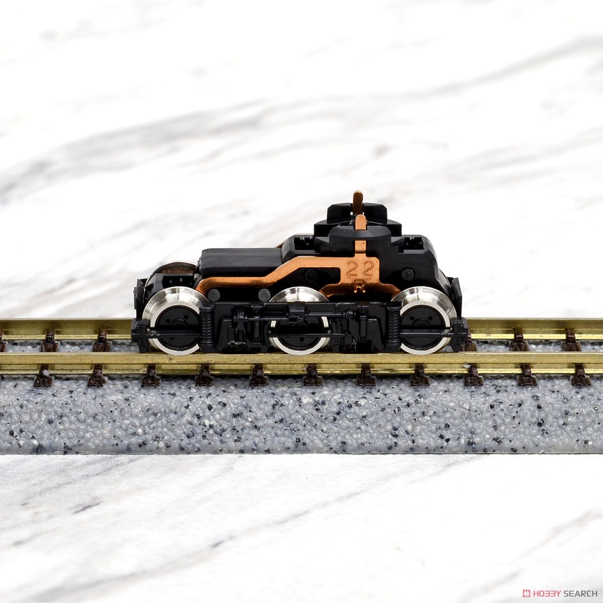 【 6639 】 DT141形 動力台車 (黒台車枠・黒輪心・銀車輪・3軸) (1個入り) (鉄道模型) 商品画像1