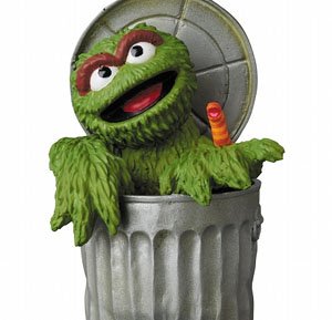 UDF No.328 OSCAR THE GROUCH (完成品)