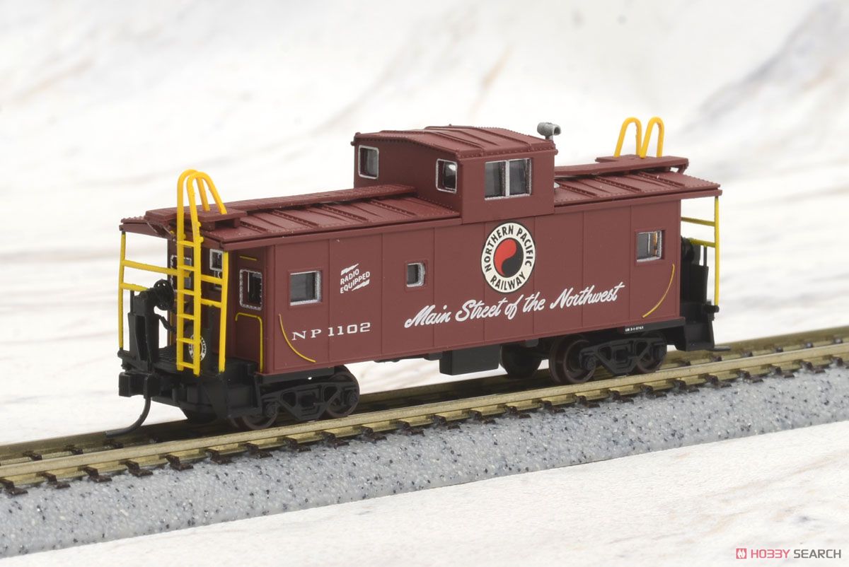 Standard Cupola Caboose Northern Pacific Road  #1102 (Brown/White) (Model Train) Item picture3