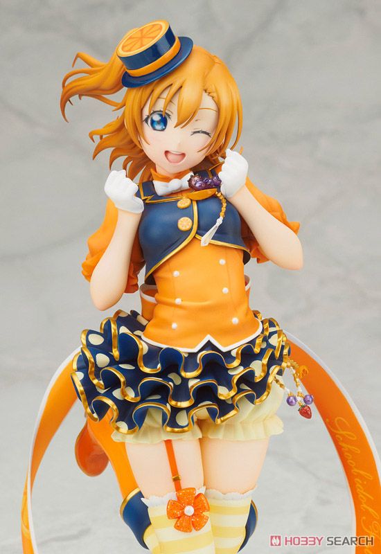 Honoka Kosaka Alter Ver. (PVC Figure) Item picture7