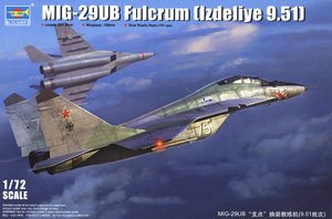 MiG-29UB `9.51` ファルクラムUB (プラモデル)