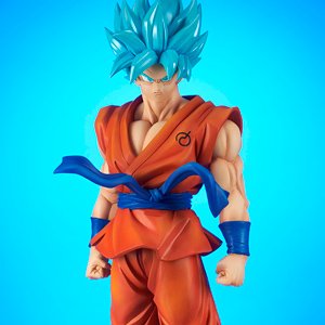 Gigantic Series Super Saiyan God Super Saiyan Son Goku (PVC Figure)