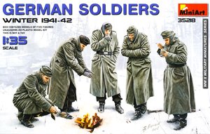 ドイツ兵 (1941-42冬季) 防寒服着用 5体入 (プラモデル)