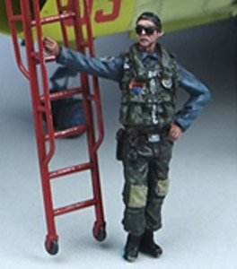 PLAAF Fighter Aircraft Pilot Figure I (Plastic model)