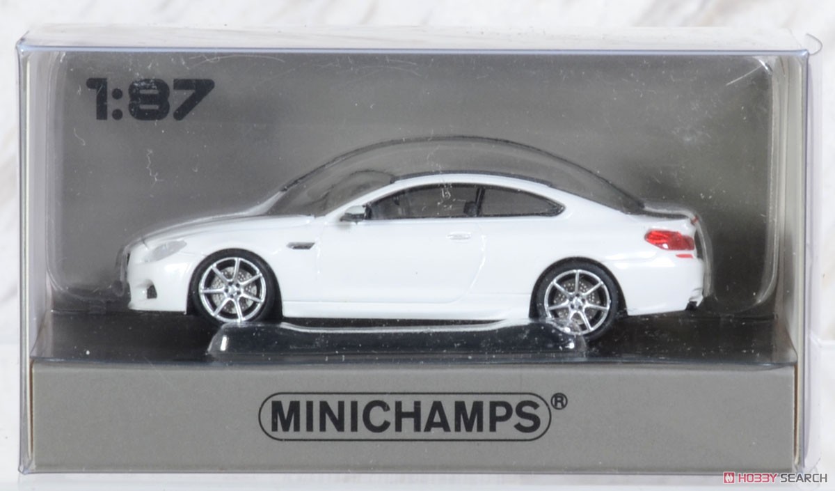 BMW M6 クーペ (2015) ホワイト (ミニカー) パッケージ1
