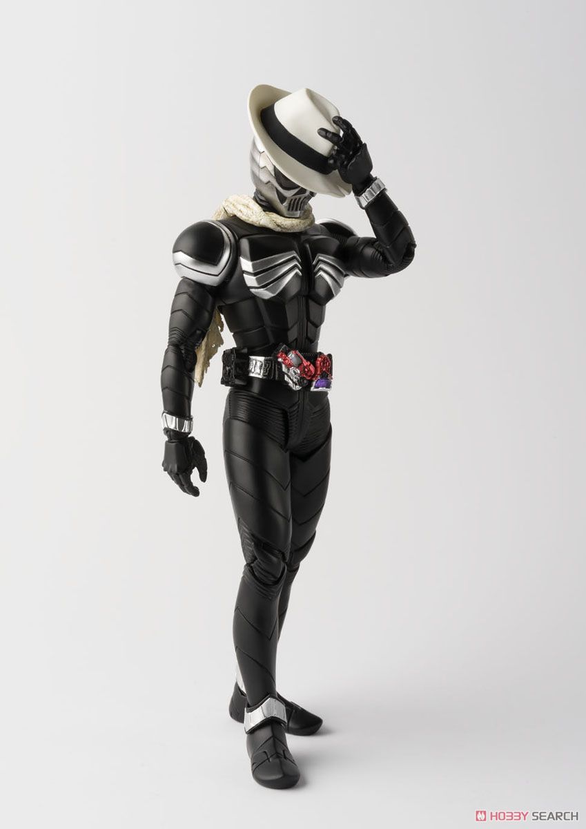 S.H.フィギュアーツ(真骨彫製法) 仮面ライダースカル (完成品) 商品画像2