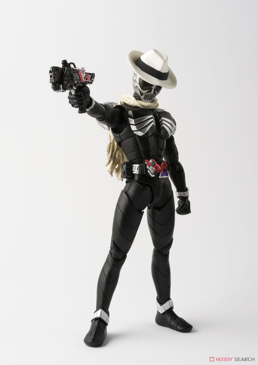 S.H.フィギュアーツ(真骨彫製法) 仮面ライダースカル (完成品) 商品画像3