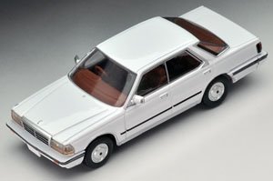 LV-N150a 日産グロリア V30ダーボブロアム 85年式 (白) (ミニカー)