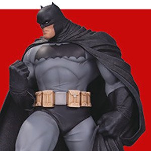 DC Comics - Mini Statue: Designer Series - Batman By Andy Kubert (Completed)