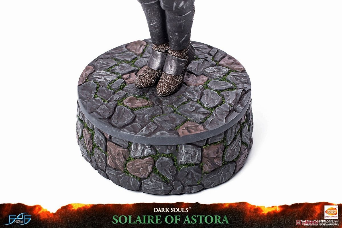 Dark Souls/ Solaire of Astora Statue (Completed) Item picture18