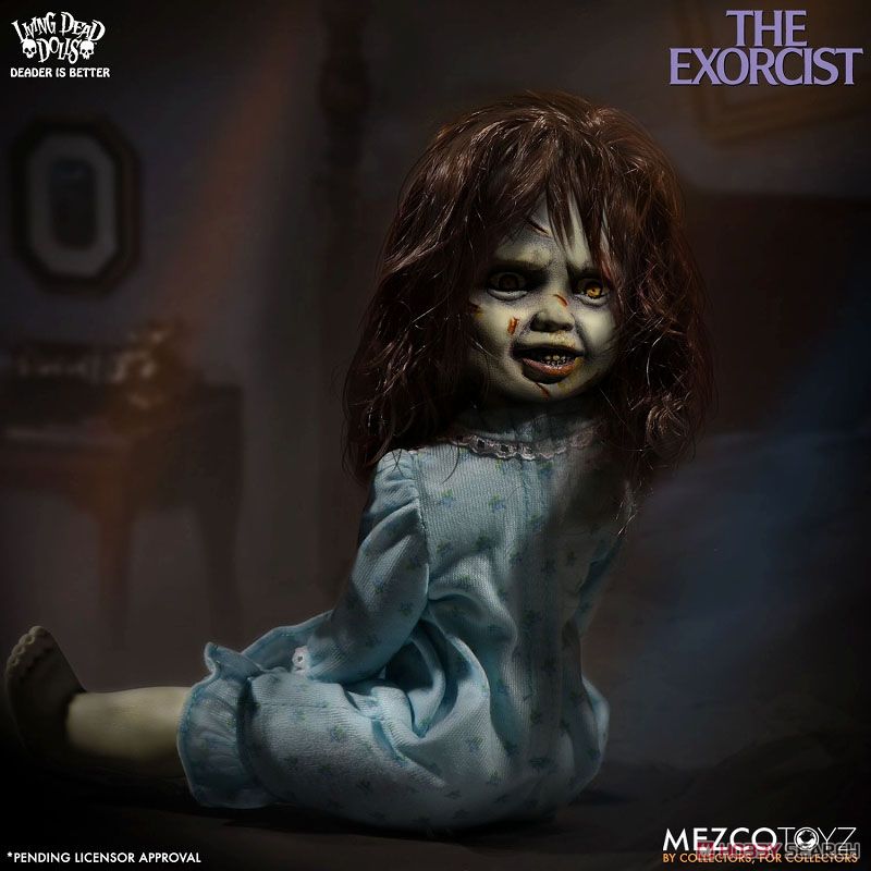 Living Dead Dolls/ The Exorcist: Regan Macneil (Fashion Doll) Other picture2